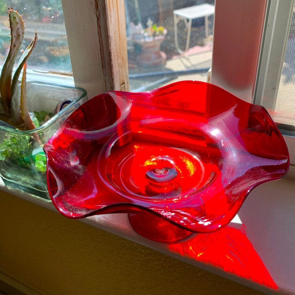 Vintage red glass trinket bowl